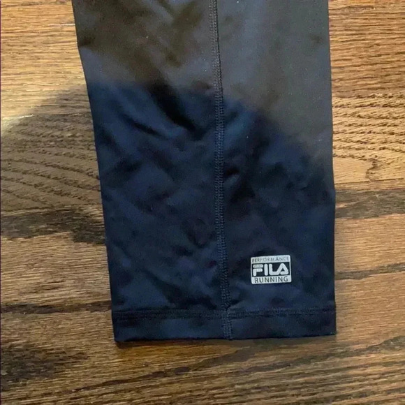 FILA SPORT Performance Running Mid-Calf Three Quarter Black Leggings Size M - Picture 7 of 11